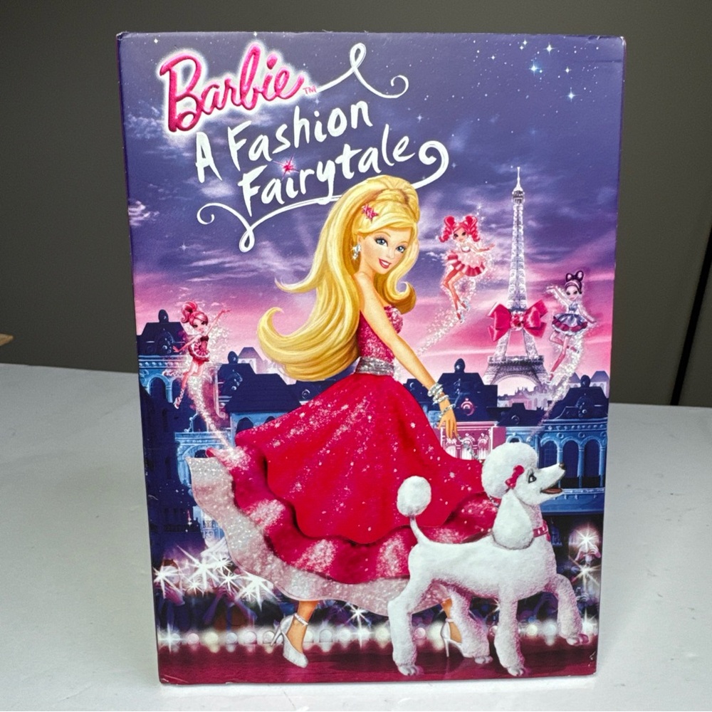 New Sealed Barbie: A Fashion Fairytale (DVD, 2010, Widescreen)